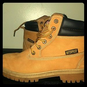 mens working boots